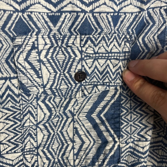 Houston White Adult Long Sleeve African Woven Button-Down Shirt - Blue Size S - Picture 5 of 6